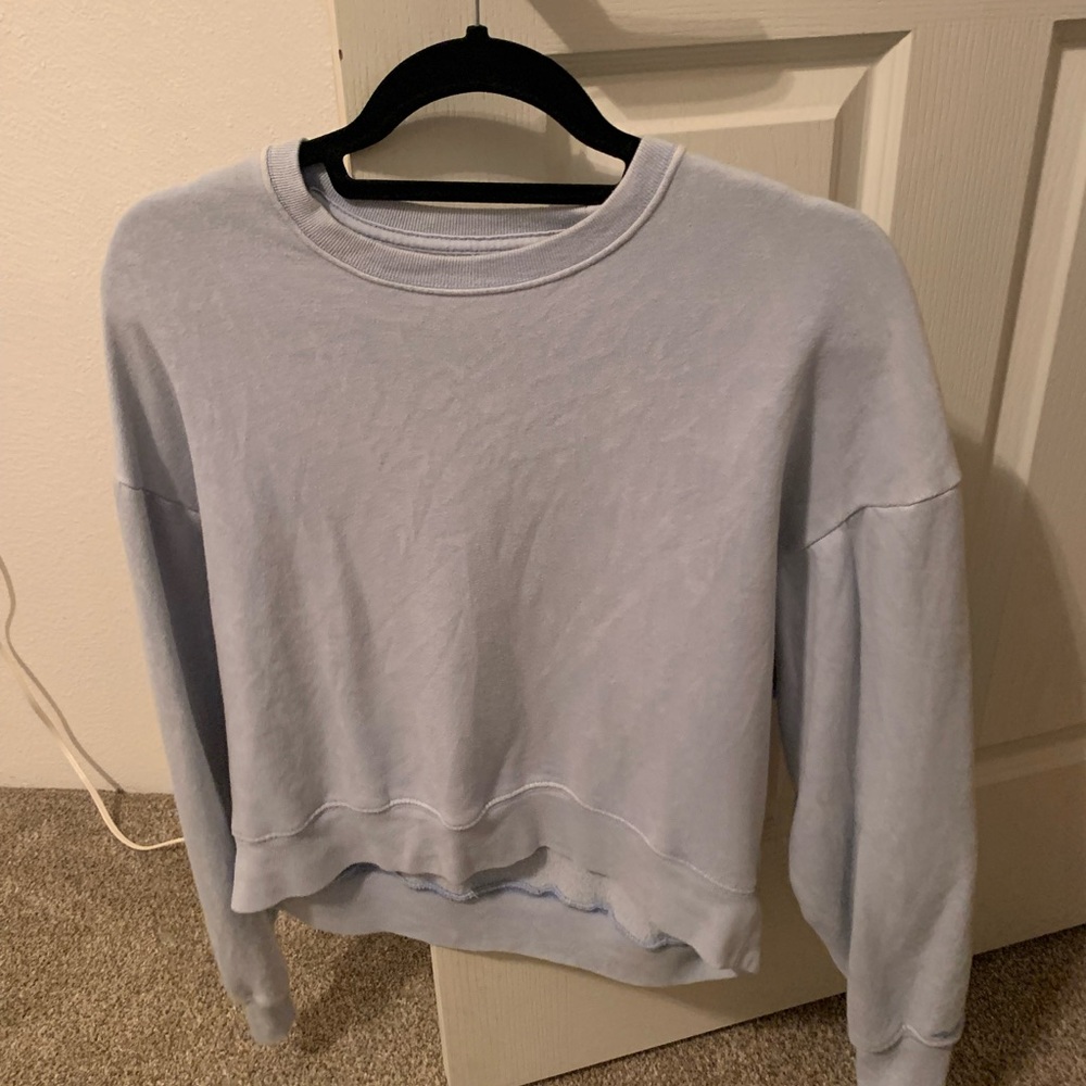Crewneck slight crop